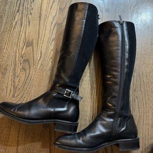 Aquatalia zippered black leather & elastic boots size 9.5